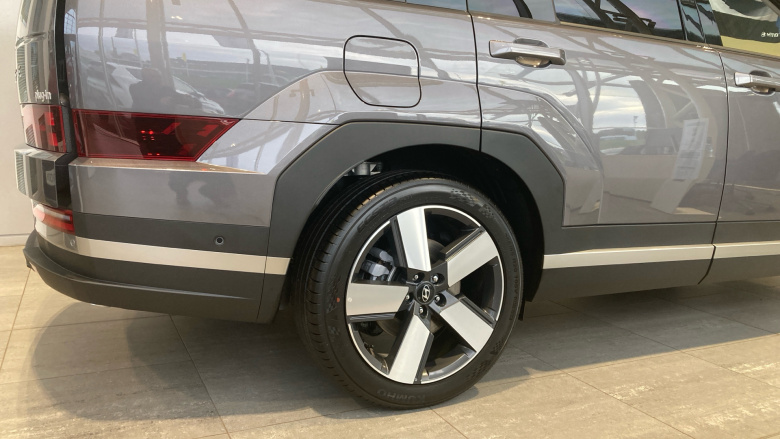 Hyundai SANTA FE 1.6 TGDi Plug-in Hybrid Ultimate 5dr 4WD Auto Estate